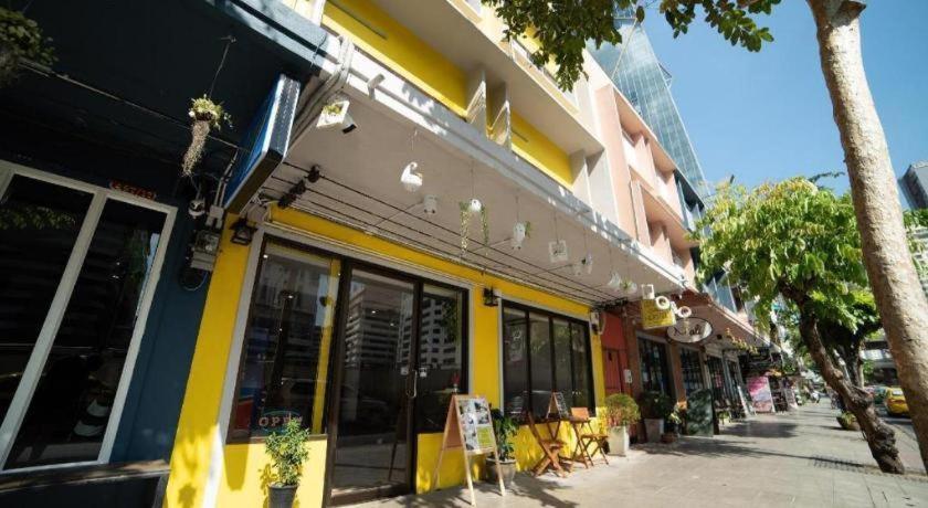 Oyo 480 Lemon Siam Hostel Bangkok Exterior photo